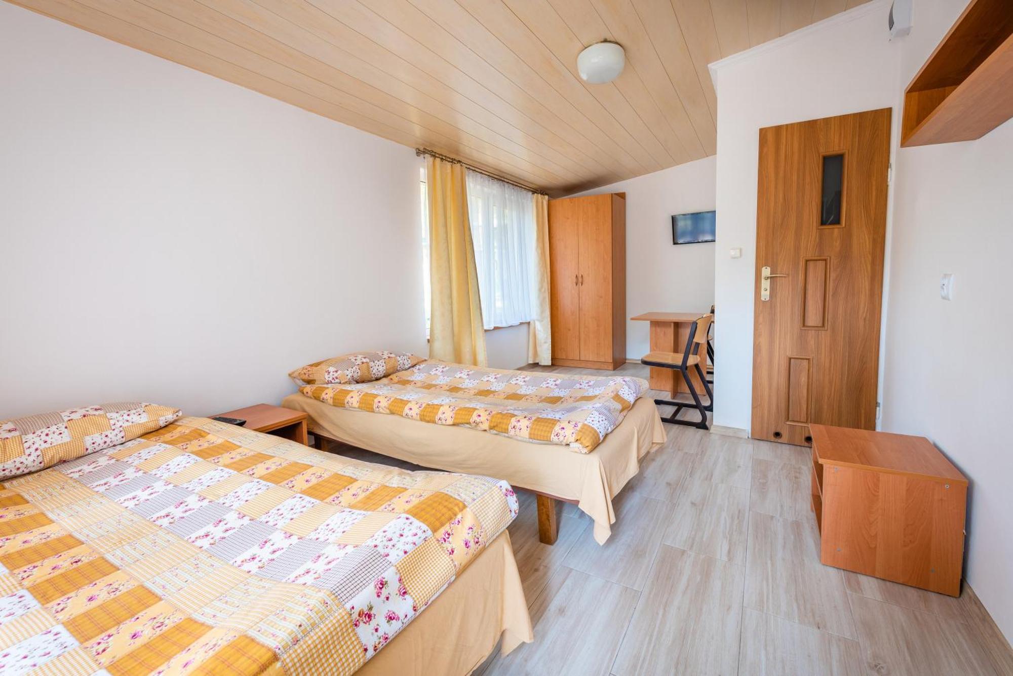 Domki Lesne Uroczysko Ustka Ngoại thất bức ảnh